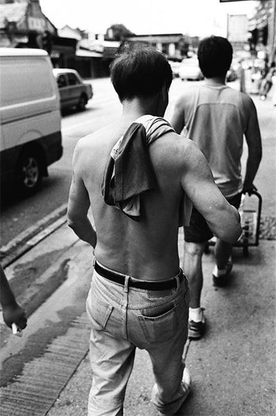 Workers on the street, Yau Ma Tei Wholesale Fruit Market / 果欄