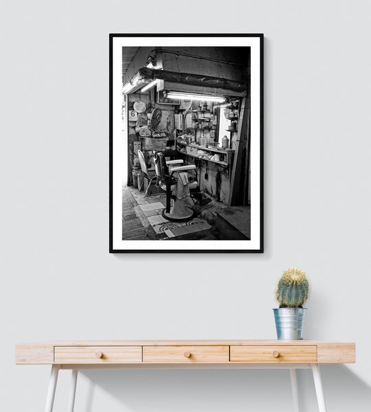 Old Style Barber Shop, Tai Kok Tsui, Kowloon, 2010